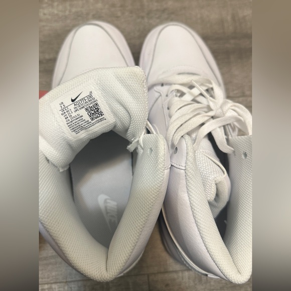 Nike Ebernon Mid 'Triple White' - US 7.5 - Picture 10 of 12